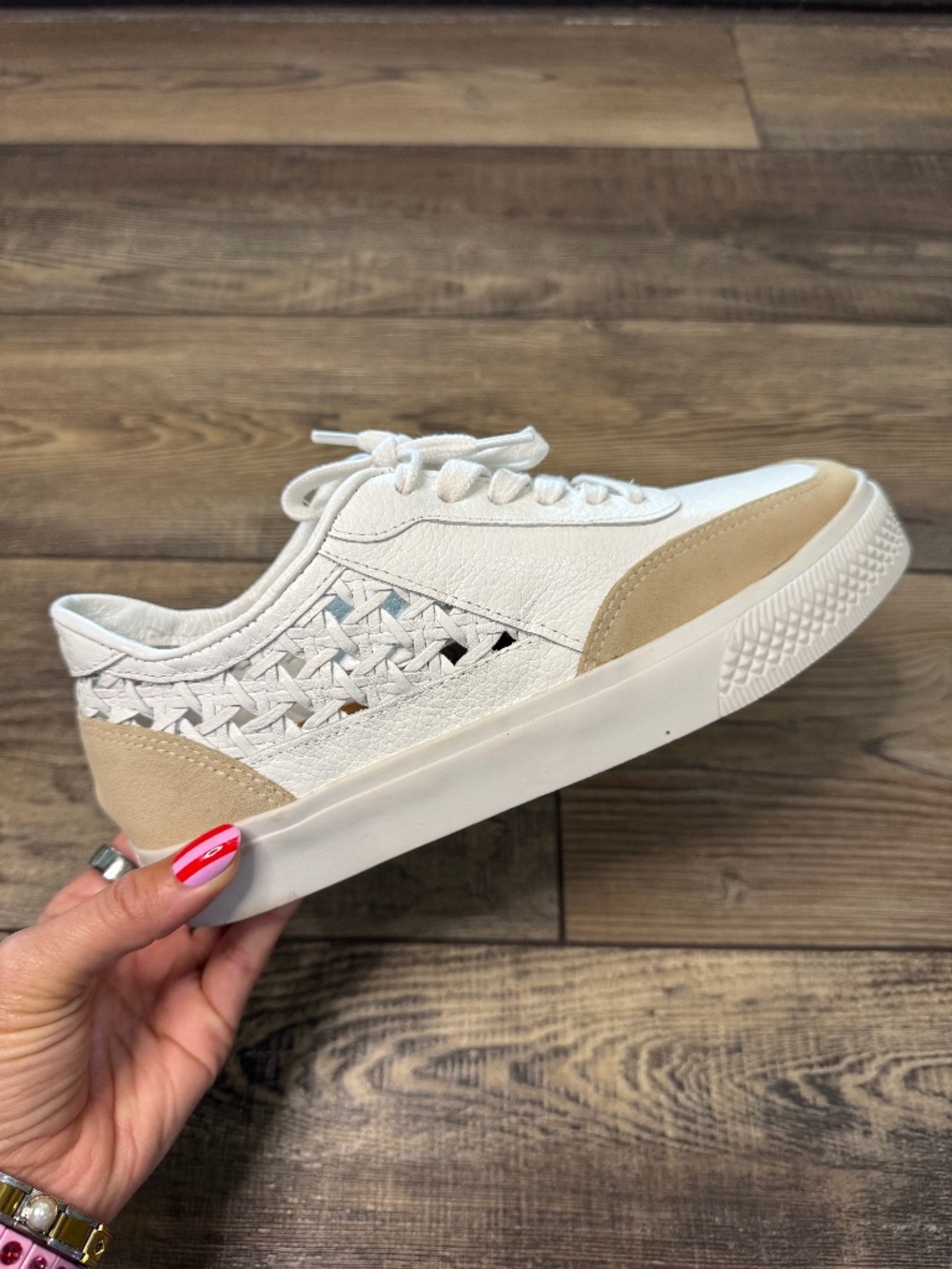 Boutique Tennis Shoe - BOG collective